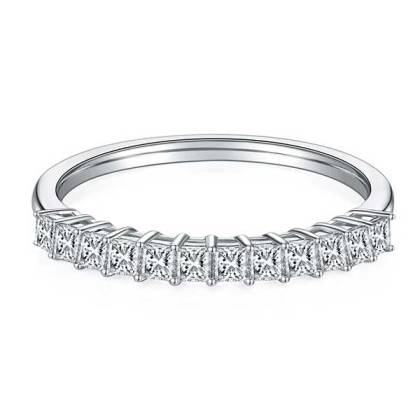 White Gold Band Manufacturers in Surat